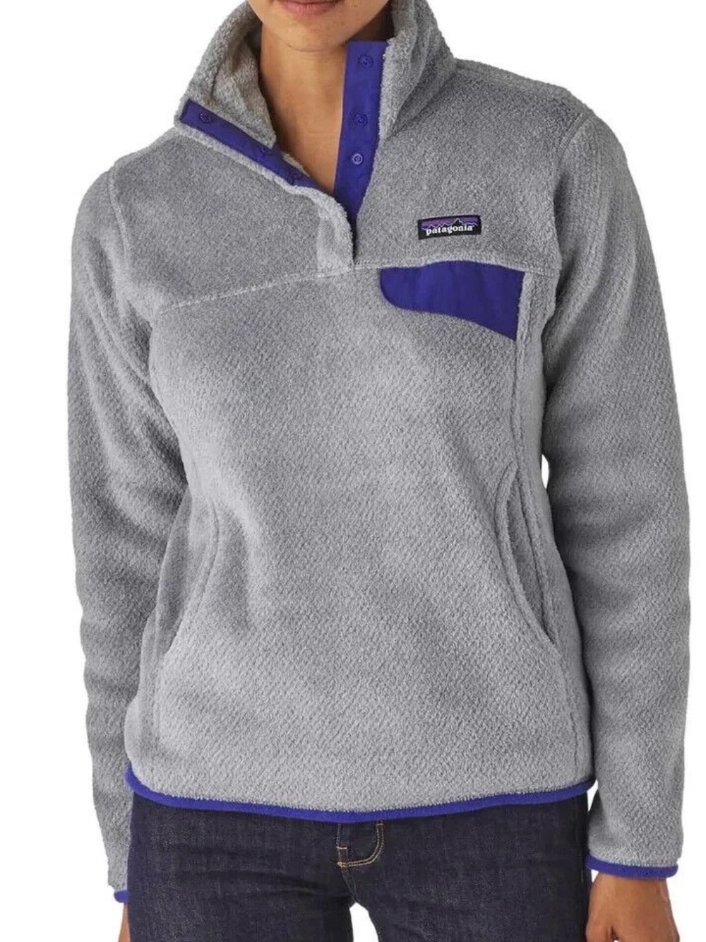 Patagonia Women’s Light Gray Fleece Pullover with Purple Trim size Small